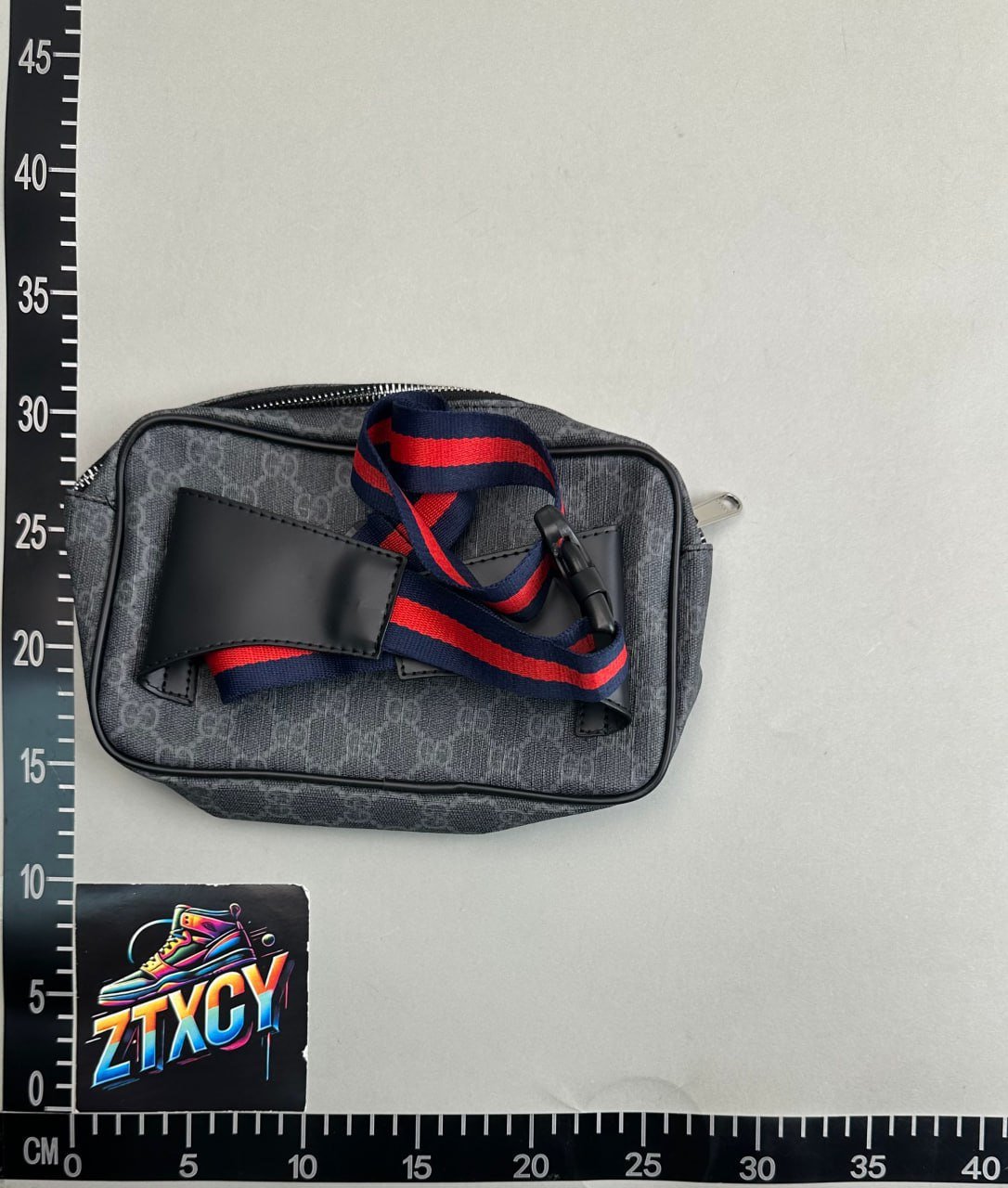  GUCCI bag