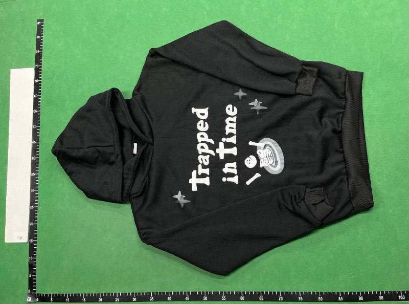 BROKEN PLANET HOODIE